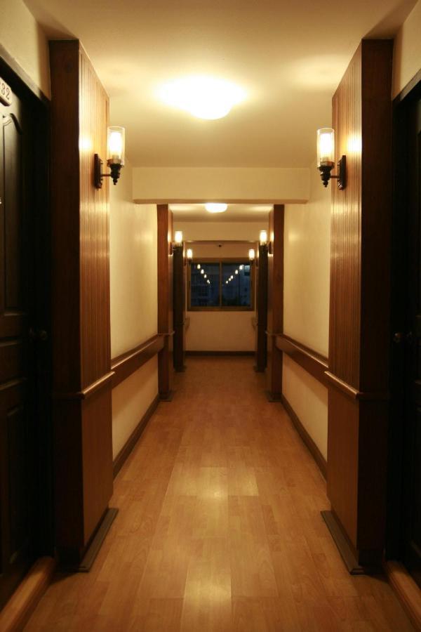 Pjr Chateau Bangkok Exterior foto
